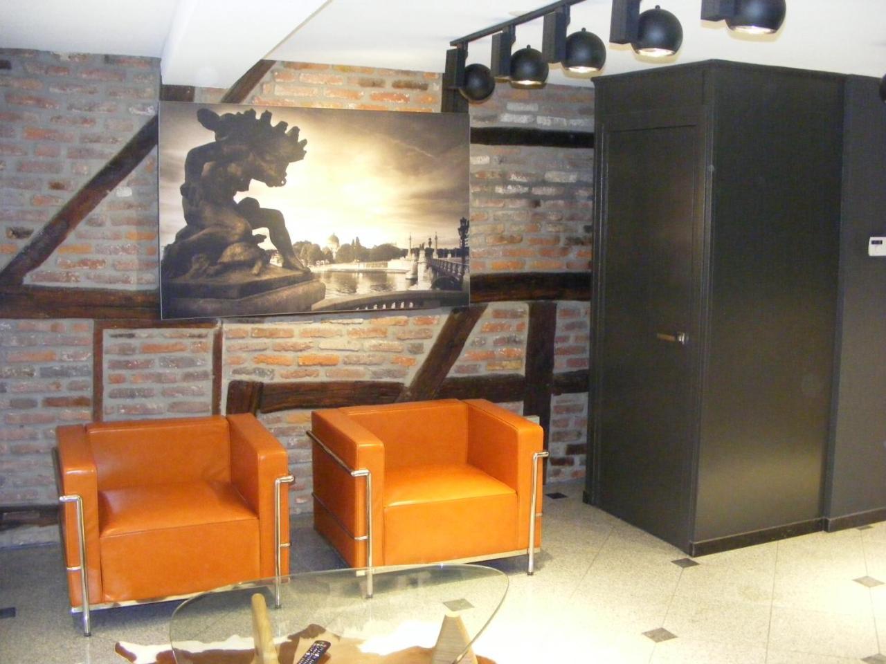 Hotel Amosa Centre