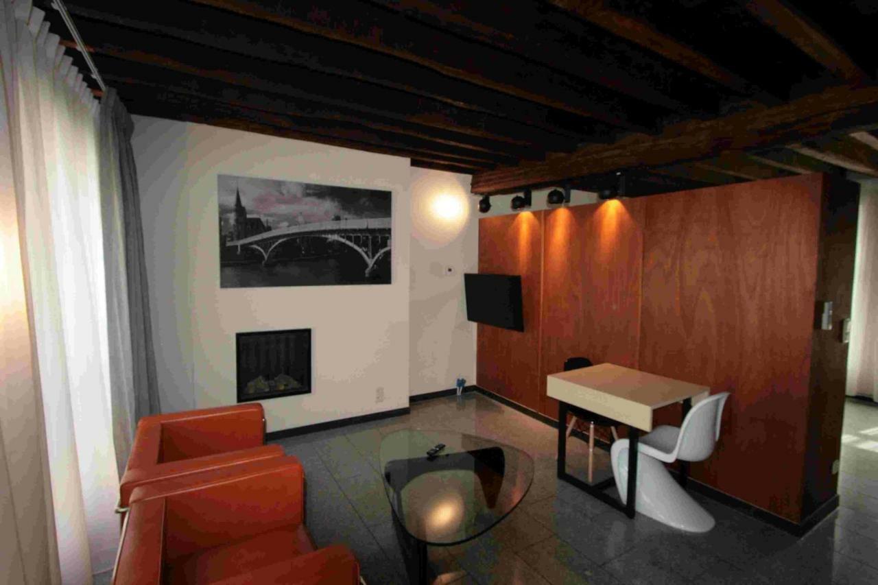 Amosa Centre Hotel